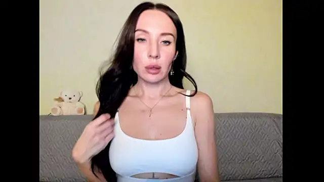 One of the girls online show from 02/08/25, 07:27