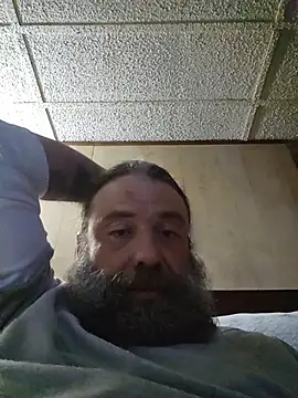 Snapshot of zaneporter46 chatting on 02/05/26, 02:27 zaneporter46 online show from 02/05/26, 02:27