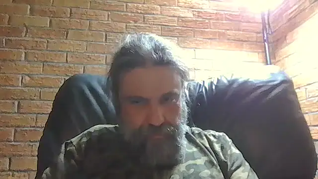 Snapshot of zaneporter46 chatting on 03/25/26, 04:46 zaneporter46 online show from 03/25/26, 04:46