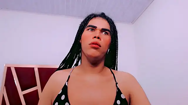 Snapshot of fox_naughty_violet chatting on 10/17/25, 03:20 fox naughty violet online show from 10/17/25, 03:20