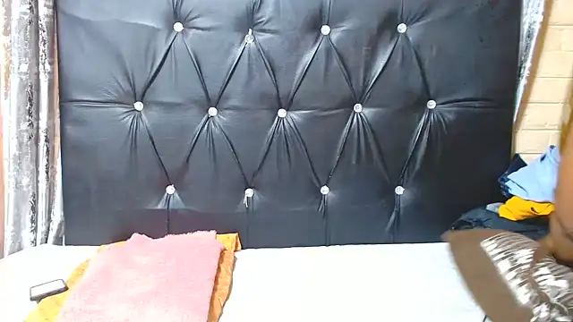EROTIC BARBIE28 online show from 07/04/26, 12:33