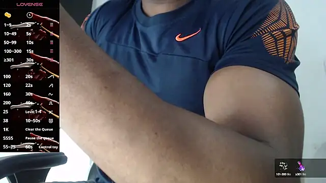 thomsom23 online show from 10/15/25, 03:23