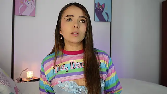 Snapshot of Hannah-Rose chatting on 01/12/25, 04:50 Hannah-Rose online show from 01/12/25, 04:50