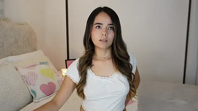 Hannah-Rose online show from 06/13/26, 12:30