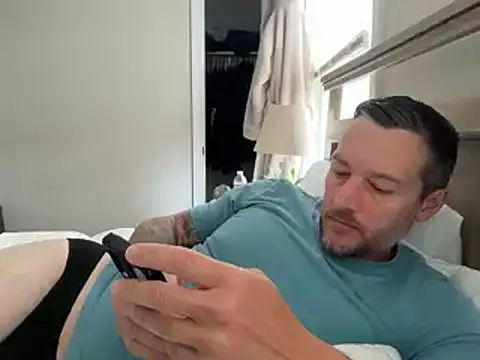 moon-boy online show from 10/14/25, 05:36