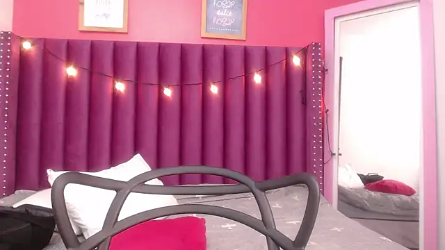 MommyHelpsmee online show from 02/26/25, 09:42