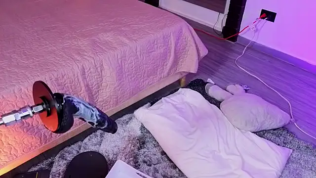 LolaAngellx online show from 07/14/26, 02:05