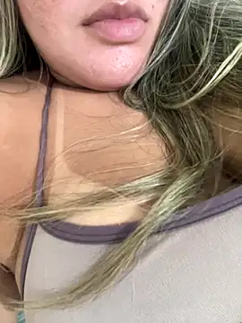 Snapshot of Casadadelicia26 chatting on 11/27/25, 05:09 Casadadelicia26 online show from 11/27/25, 05:09