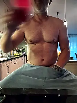 kevincumporn online show from 05/16/26, 02:52