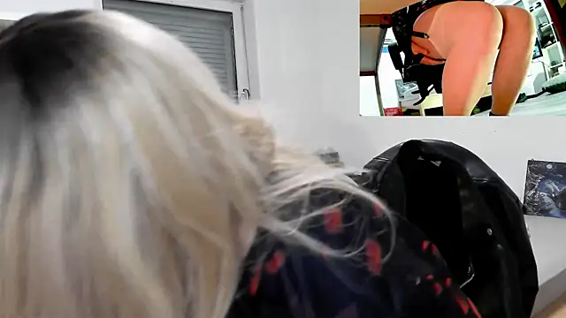 DYasmin69 online show from 02/12/25, 10:04