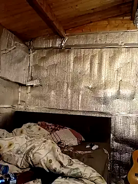 Snapshot of Eddyfrancis87 chatting on 10/11/25, 12:21 Eddyfrancis87 online show from 10/11/25, 12:21