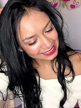 Snapshot of Charlotemonroe chatting on 12/31/24, 04:49 Charlotemonroe online show from 12/31/24, 04:49