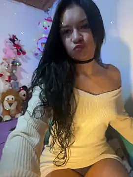 Snapshot of Charlotemonroe chatting on 02/07/25, 04:16 Charlotemonroe online show from 02/07/25, 04:16