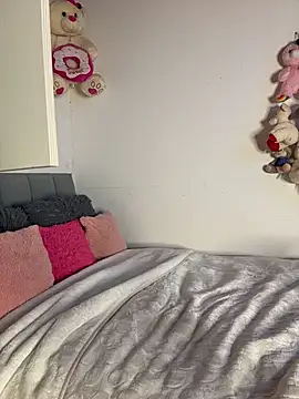 Snapshot of Charlotemonroe chatting on 11/07/25, 02:22 Charlotemonroe online show from 11/07/25, 02:22