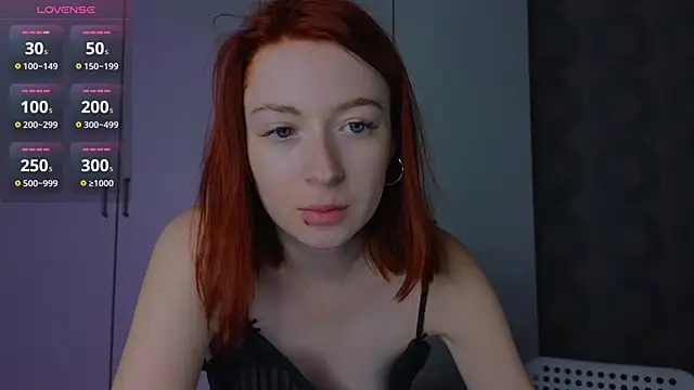 Cuteroxyfoxy online show from 07/14/26, 04:45