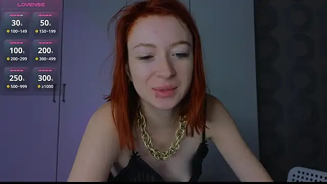 Cuteroxyfoxy online show from 07/18/26, 06:17