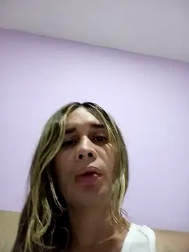 NaughtyBarbie19 online show from 11/20/25, 02:12