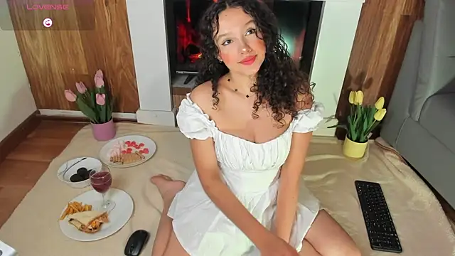 LucyLovelyy online show from 06/09/26, 02:45