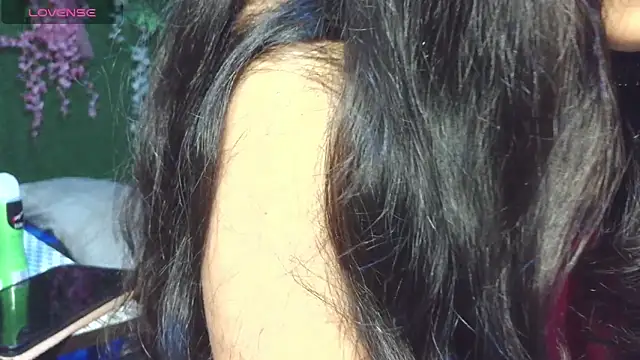 Snapshot of freesoul272002 chatting on 10/29/25, 09:05 freesoul272002 online show from 10/29/25, 09:05