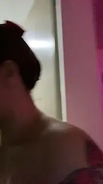 Sophia cyrus11 online show from 11/21/25, 11:36