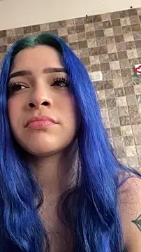 Snapshot of Sophia_cyrus11 chatting on 04/25/26, 04:59 Sophia cyrus11 online show from 04/25/26, 04:59