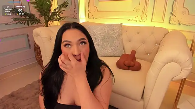 Snapshot of stefany_duque1_ chatting on 11/15/25, 03:04 stefany duque1 online show from 11/15/25, 03:04