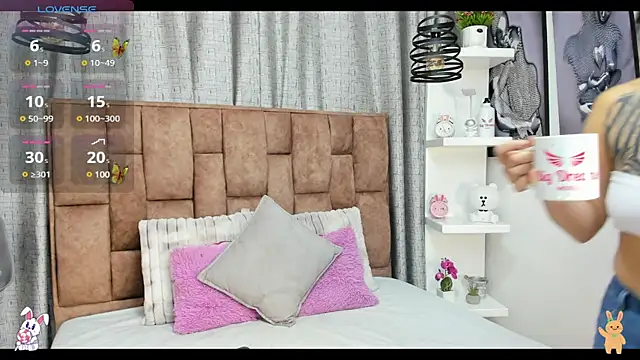 paris noa online show from 02/11/25, 07:38