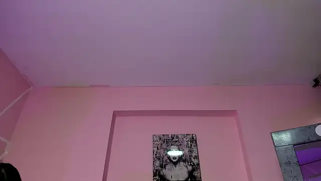 paris noa online show from 09/19/25, 07:58