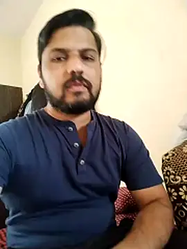 hot punekar online show from 11/20/25, 06:02