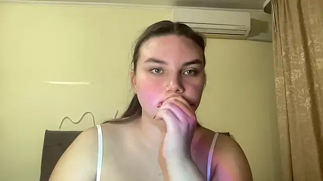 Dreamyblushfairy online show from 10/03/25, 05:54