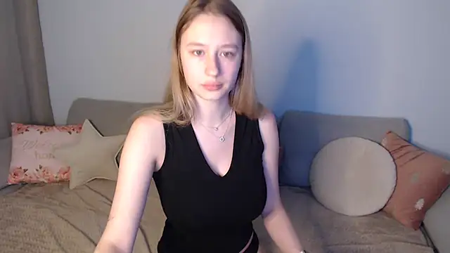 Haley Vixen online show from 10/29/25, 09:22