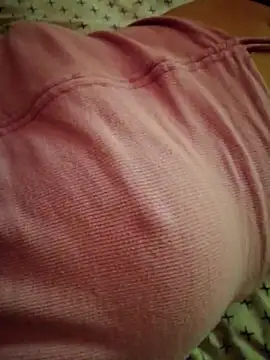 Snapshot of Gaby_kat chatting on 03/12/25, 02:20 Gaby kat online show from 03/12/25, 02:20