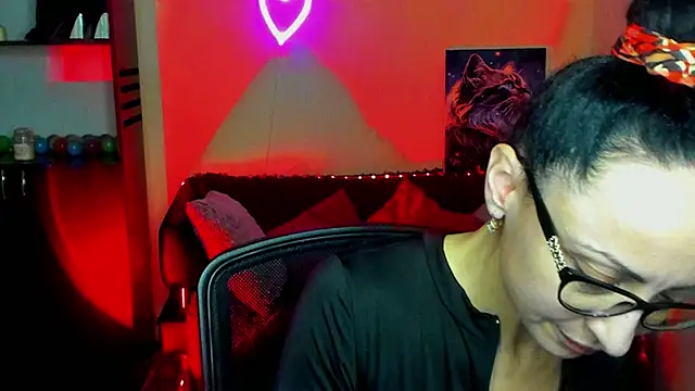 Arianasweety23 online show from 01/12/25, 03:25