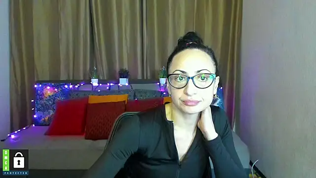 Arianasweety23 online show from 01/17/25, 09:39