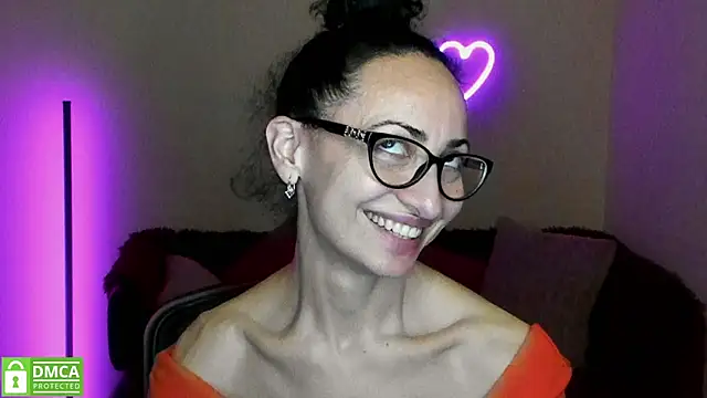 Arianasweety23 online show from 03/18/25, 12:38