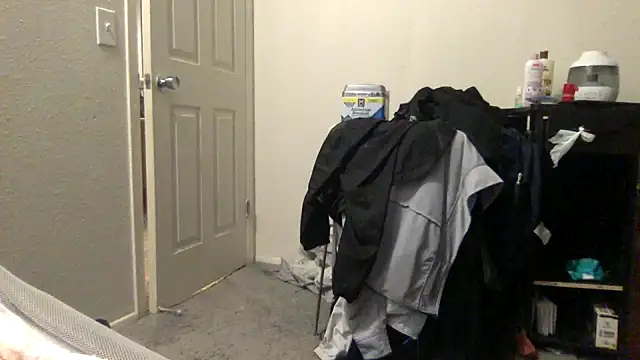 bubblebut420 online show from 11/21/25, 01:10