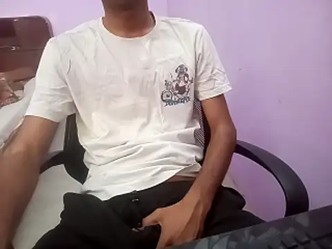IamRentedBoybfriend online show from 03/18/26, 02:15