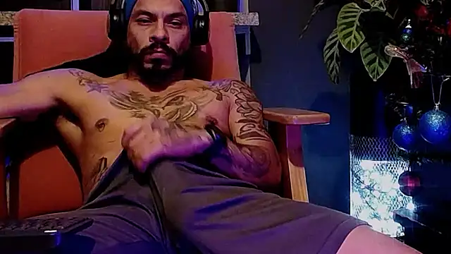 callme douglas online show from 12/03/25, 03:25