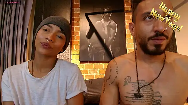 Snapshot of AntonAndSofii chatting on 01/06/25, 03:42 AntonAndSofii online show from 01/06/25, 03:42