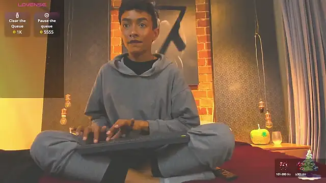 Snapshot of AntonAndSofii chatting on 01/18/25, 03:42 AntonAndSofii online show from 01/18/25, 03:42