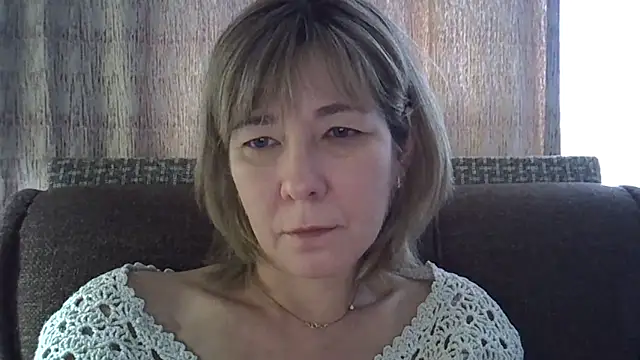 EllaJohnsonX online show from 01/04/25, 11:00