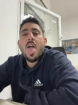 Snapshot of luffykingofpirets chatting on 02/06/25, 02:58 luffykingofpirets online show from 02/06/25, 02:58