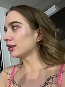 KiraMyers online show from 01/17/25, 07:41