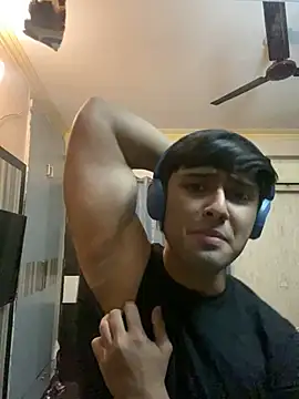 Snapshot of sunny49477 chatting on 12/24/24, 02:44 sunny49477 online show from 12/24/24, 02:44