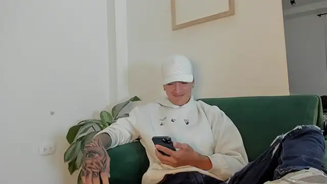 two milkyway online show from 11/14/25, 12:37