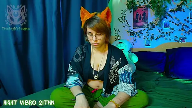 TrickyKitsune online show from 05/23/26, 03:05
