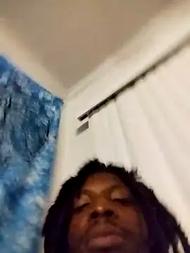 Snapshot of VelvetChocolate7 chatting on 09/30/25, 05:01 VelvetChocolate7 online show from 09/30/25, 05:01