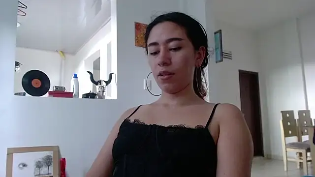Snapshot of Maam_Ine chatting on 01/14/26, 08:36 Maam Ine online show from 01/14/26, 08:36