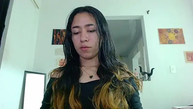 Snapshot of Maam_Ine chatting on 04/15/26, 11:49 Maam Ine online show from 04/15/26, 11:49