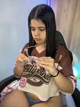 pretty angela1 online show from 05/02/26, 03:17